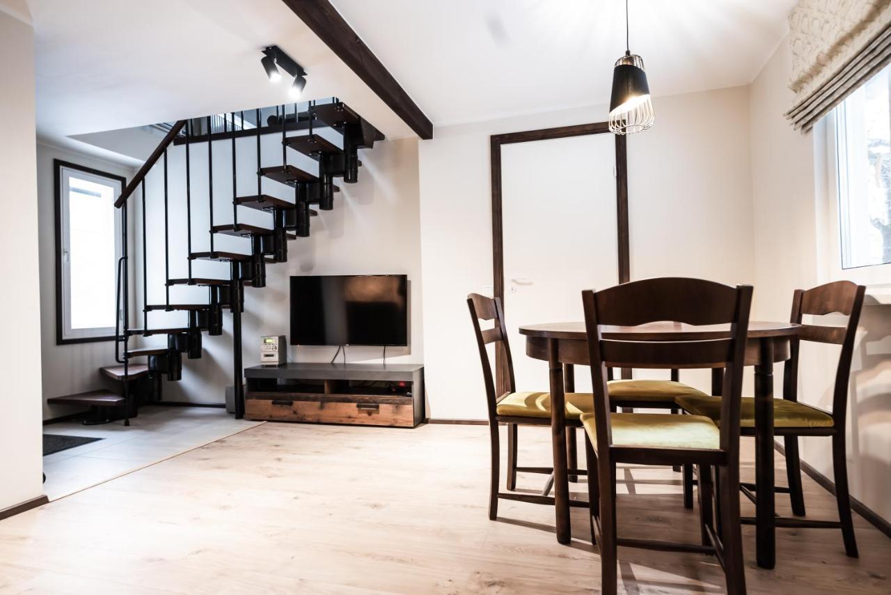 פארנו Cabin Guesthouse With Free Parking מראה חיצוני תמונה