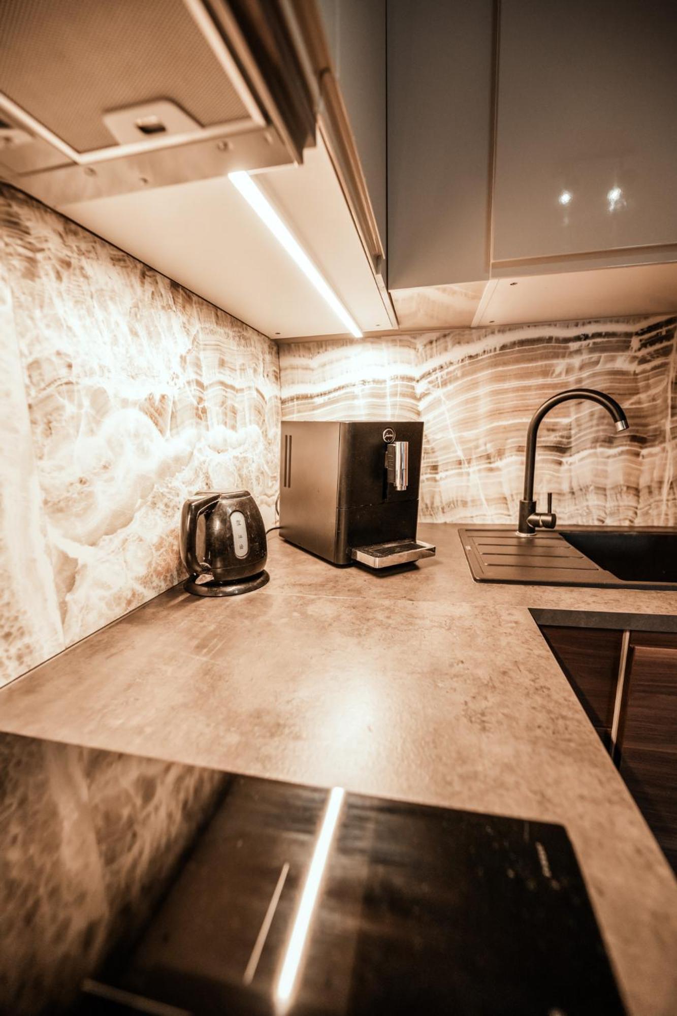 פארנו Cabin Guesthouse With Free Parking מראה חיצוני תמונה